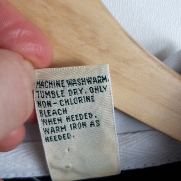 3/$18 NWOT St John's Bay Color Block Sweatshirt - Picture 6 of 8